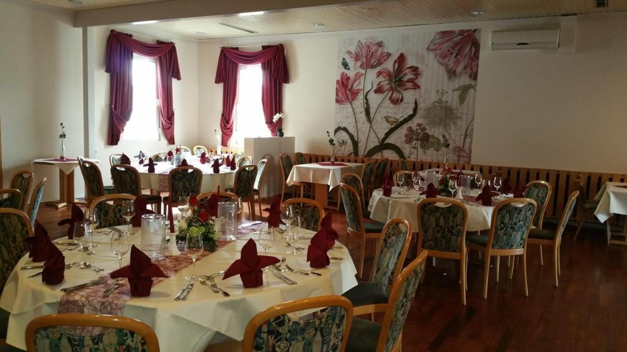 Hosser'S Hotel Restaurant Idar-Oberstein Exterior foto